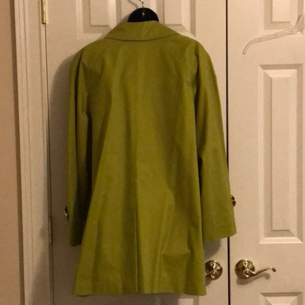 Ladies Spring rain Jacket - Green - Picture 2 of 2